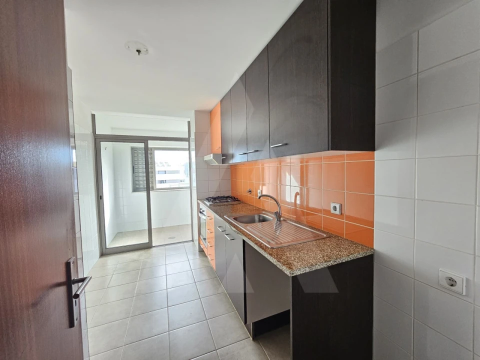 Apartamento T3 para Arrendamento em Aradas Foto 4