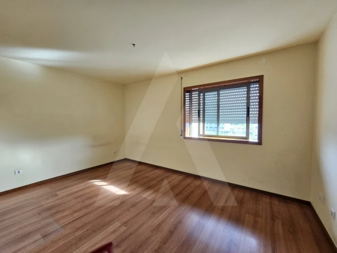 Apartamento T3 para Arrendamento em Aradas Foto 10