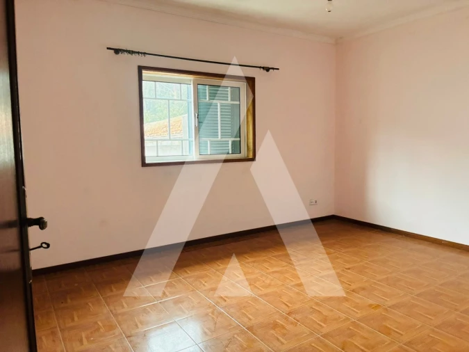 Moradia T4 para Venda em Esgueira Foto 7