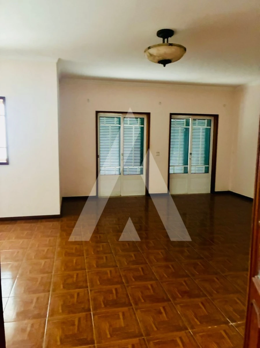 Moradia T4 para Venda em Esgueira Foto 10