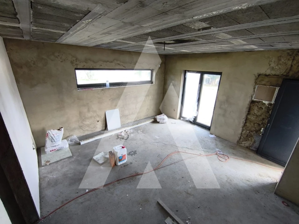 Moradia T4 para Venda em Eixo e Eirol Foto 3