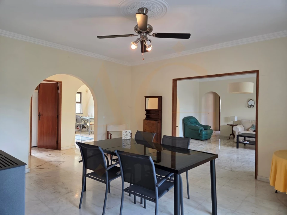 Moradia T5 para Venda em Moncarapacho e Fuseta Foto 10