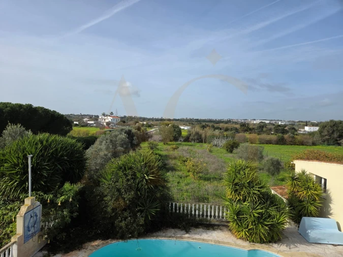 Moradia T5 para Venda em Moncarapacho e Fuseta Foto 3