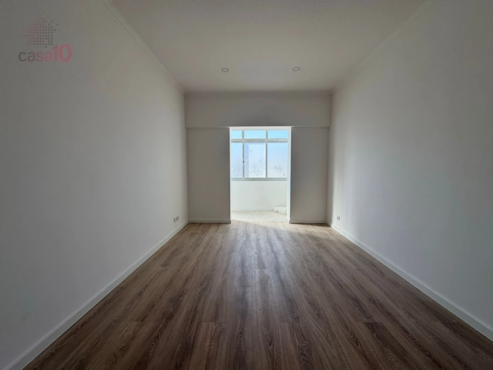 Apartamento T1 para Venda em Alcochete Foto 4