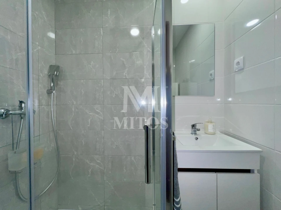 Moradia T2 para Venda em Areosa Foto 8