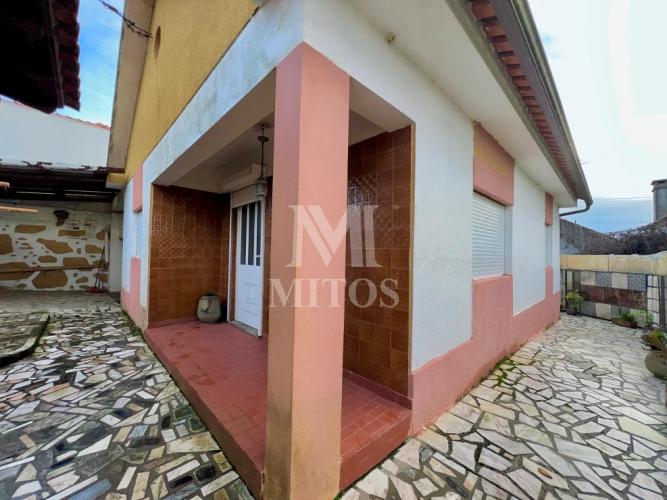 Moradia T2 para Venda em Areosa Foto 16