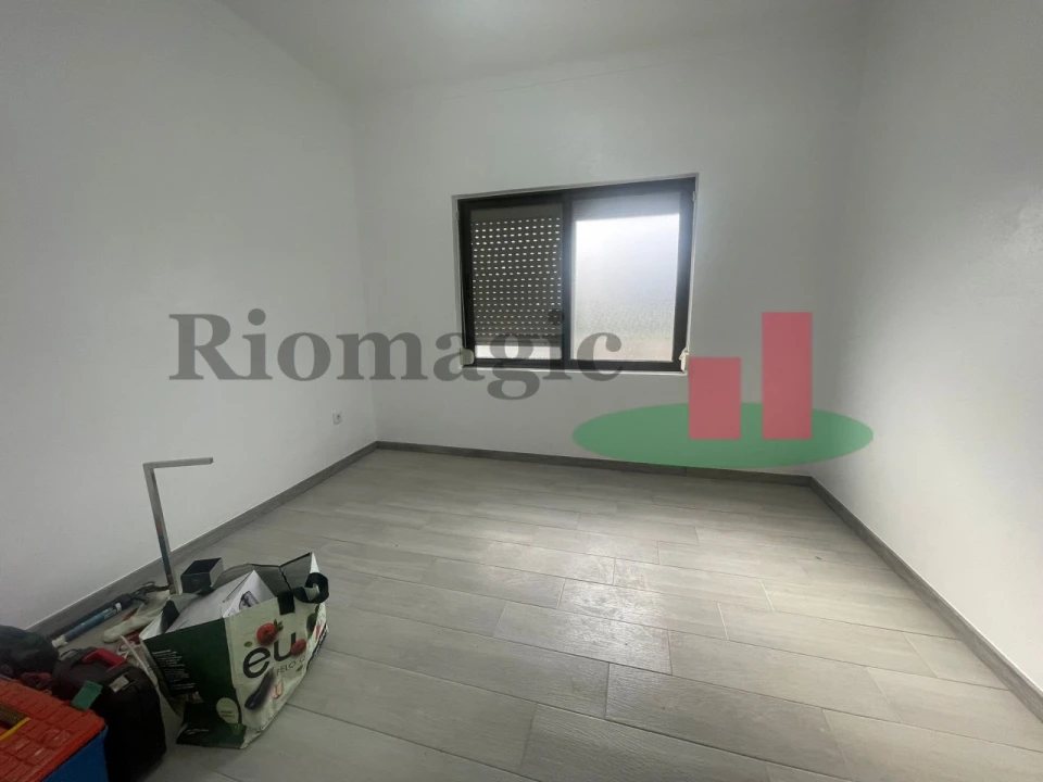 Moradia T2 para Venda em Rio Maior Foto 6