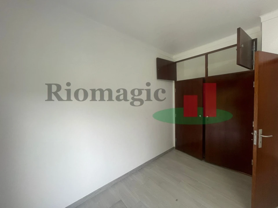 Moradia T2 para Venda em Rio Maior Foto 8