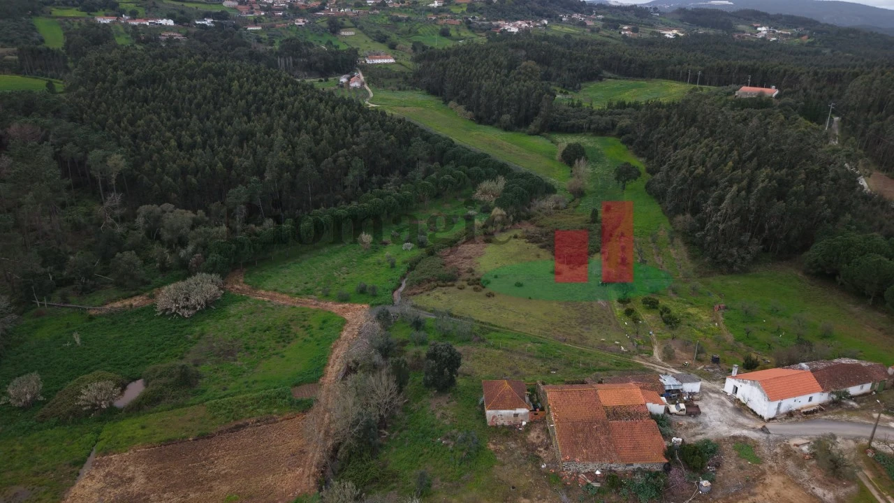 Moradia T2 para Venda em Alcobertas Foto 2