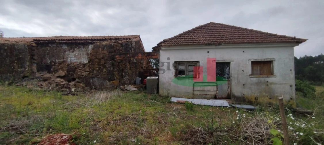 Moradia T2 para Venda em Alcobertas Foto 2