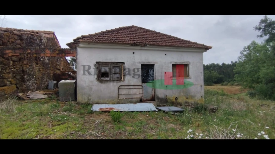 Moradia T2 para Venda em Alcobertas