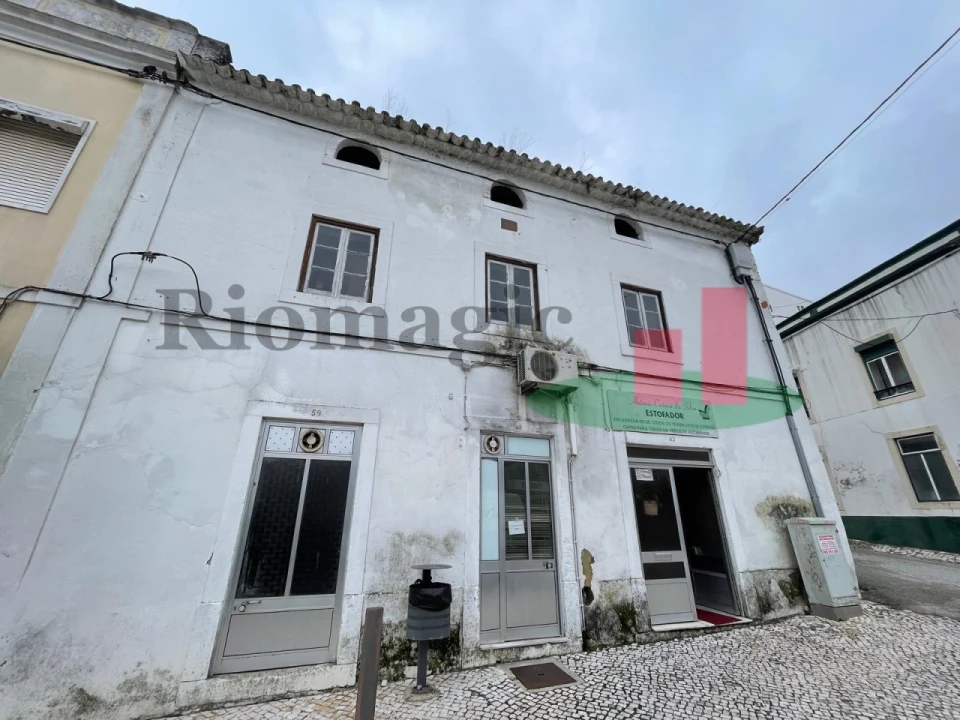 Prédio para Venda em Rio Maior Foto 2