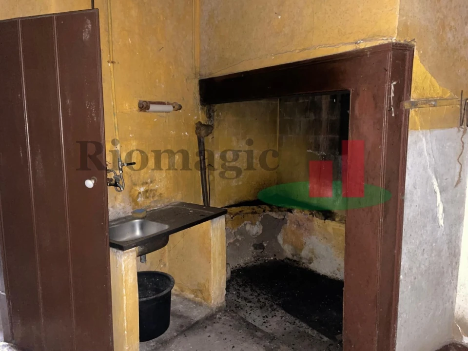 Prédio para Venda em Rio Maior Foto 10