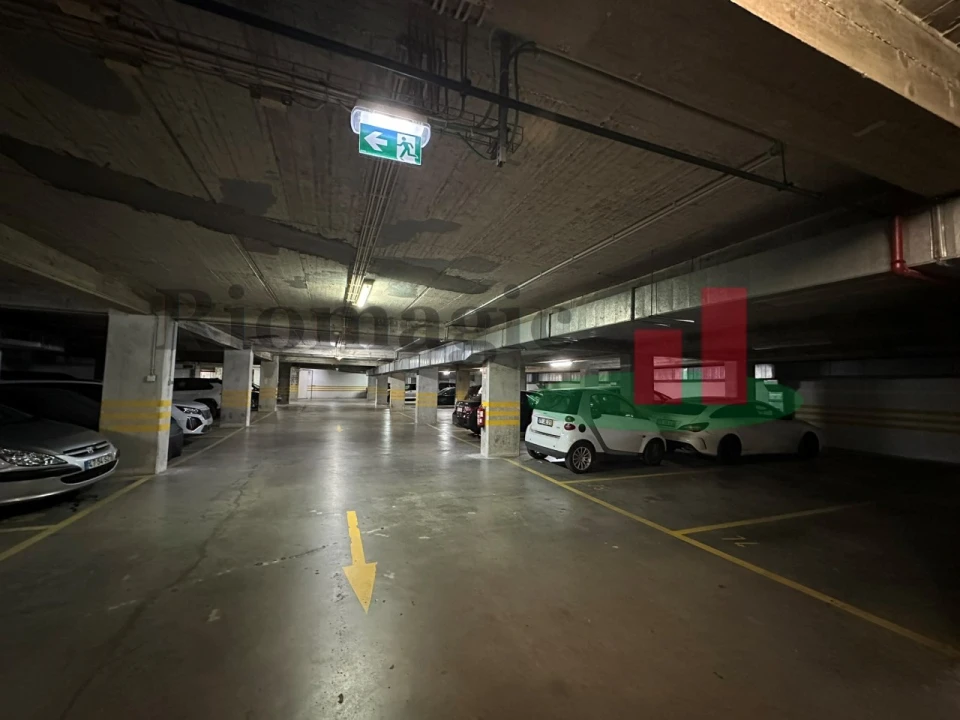 Apartamento T3 para Arrendamento em Parque das Nações Foto 24