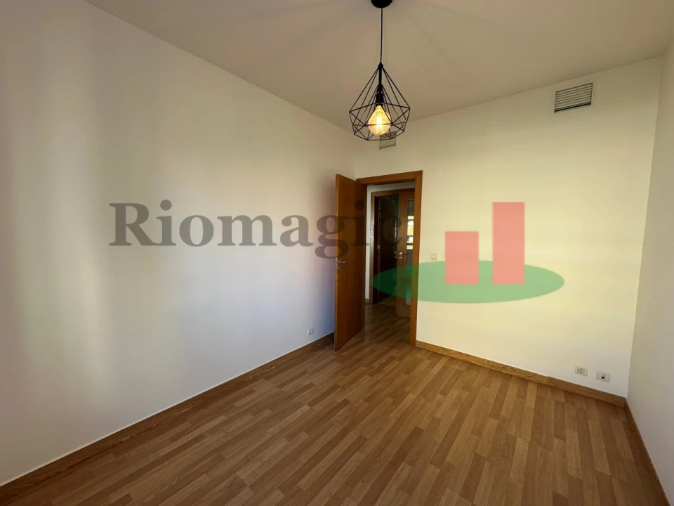 Apartamento T3 para Arrendamento em Parque das Nações Foto 14