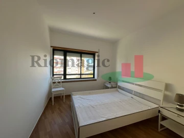 Apartamento T3 para Arrendamento em Parque das Nações