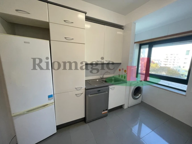 Apartamento T3 para Arrendamento em Parque das Nações Foto 24