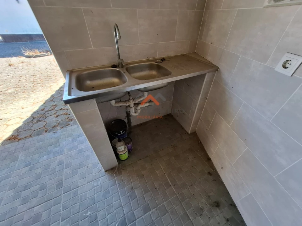 Moradia T3 para Venda em Oliveirinha Foto 94