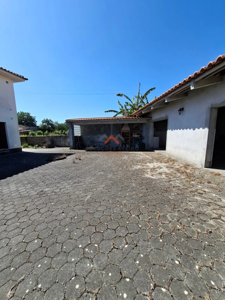 Moradia T3 para Venda em Oliveirinha Foto 6