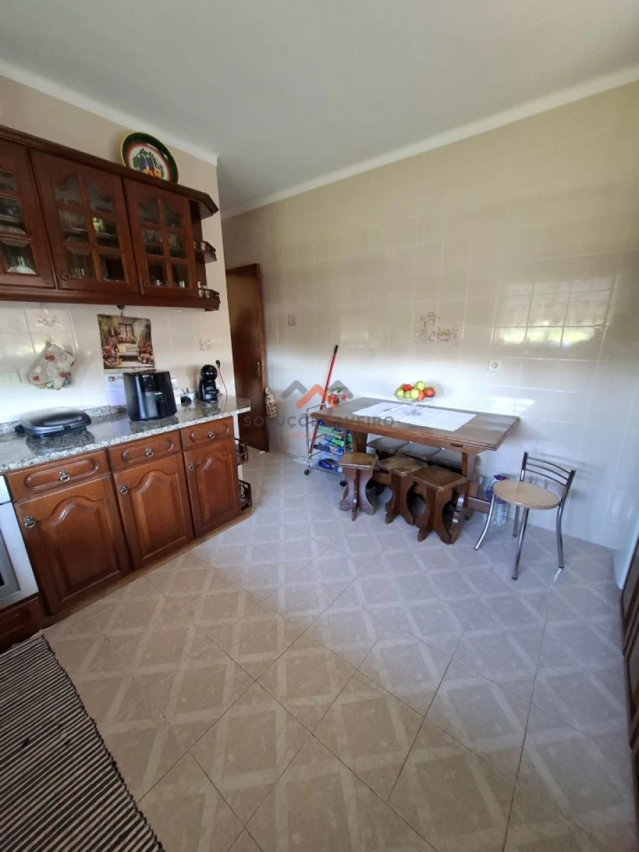 Moradia T3 para Venda em Oliveirinha Foto 24