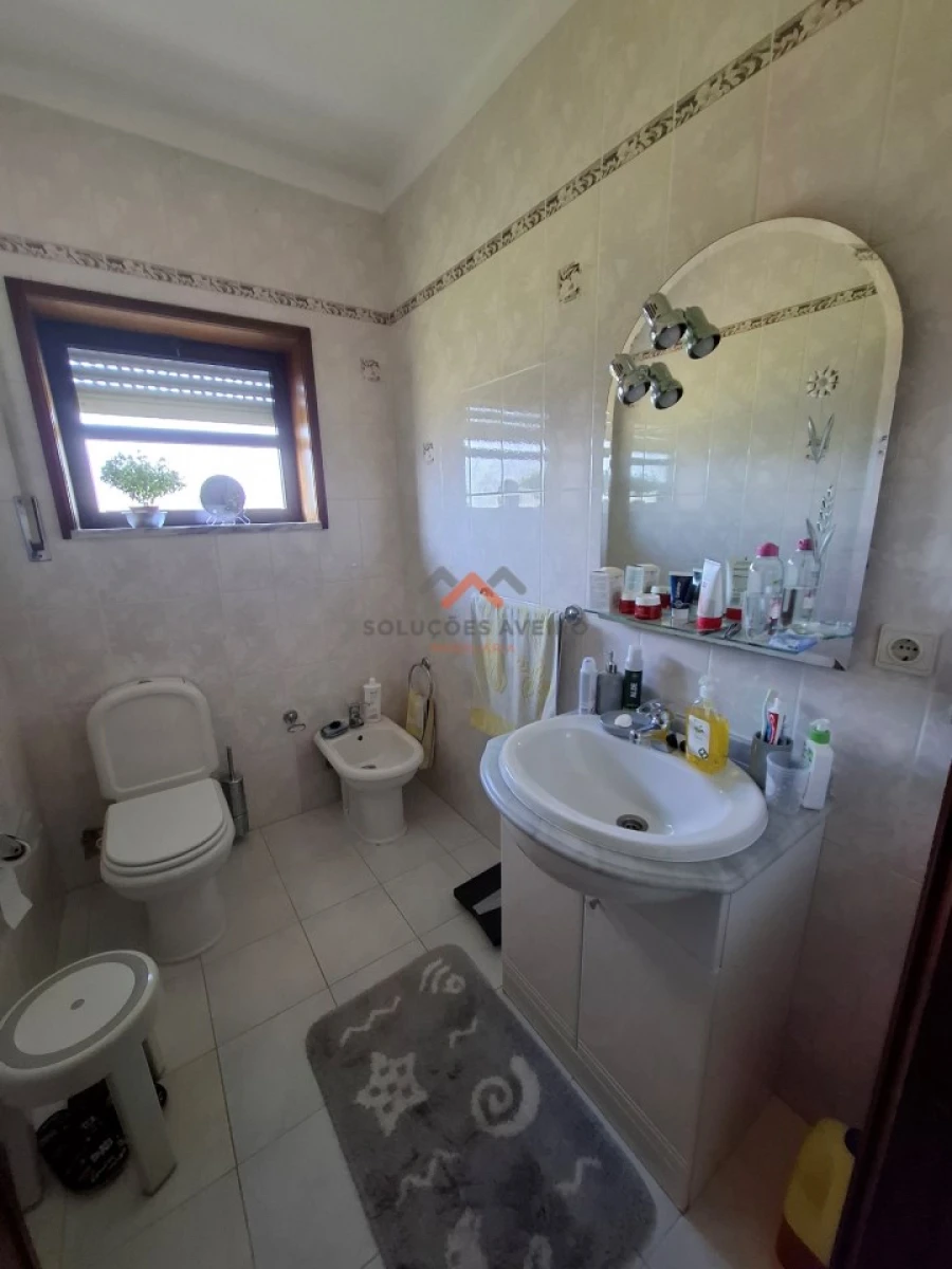 Moradia T3 para Venda em Oliveirinha Foto 28