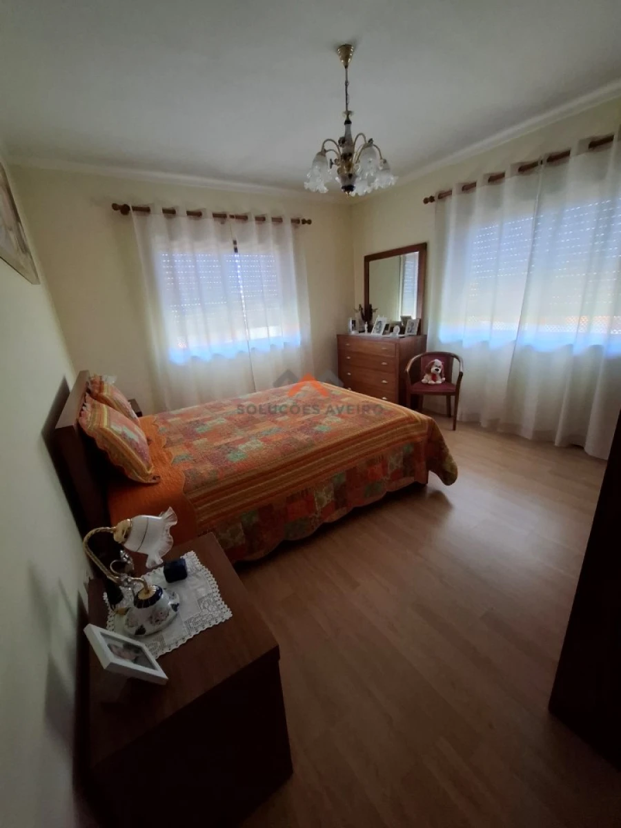 Moradia T3 para Venda em Oliveirinha Foto 46