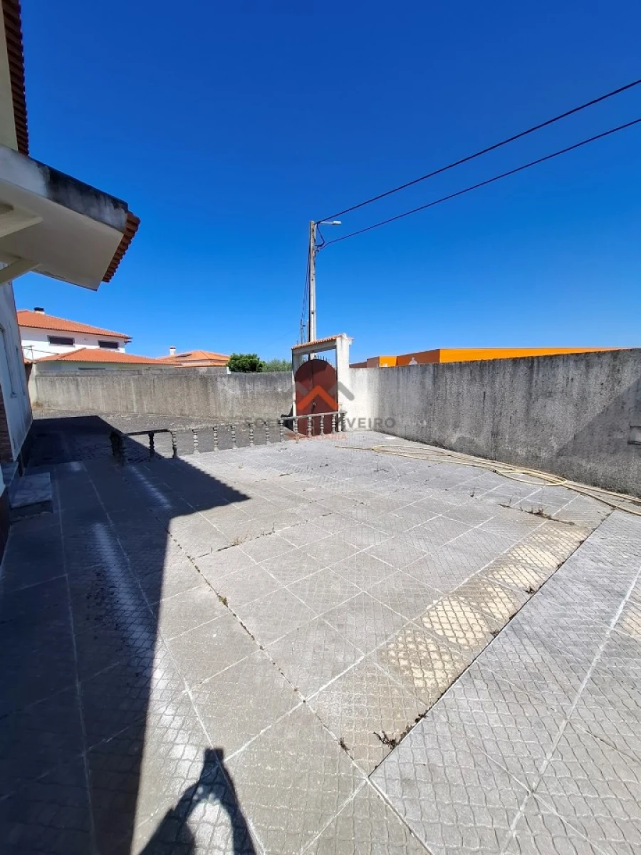 Moradia T3 para Venda em Oliveirinha Foto 76