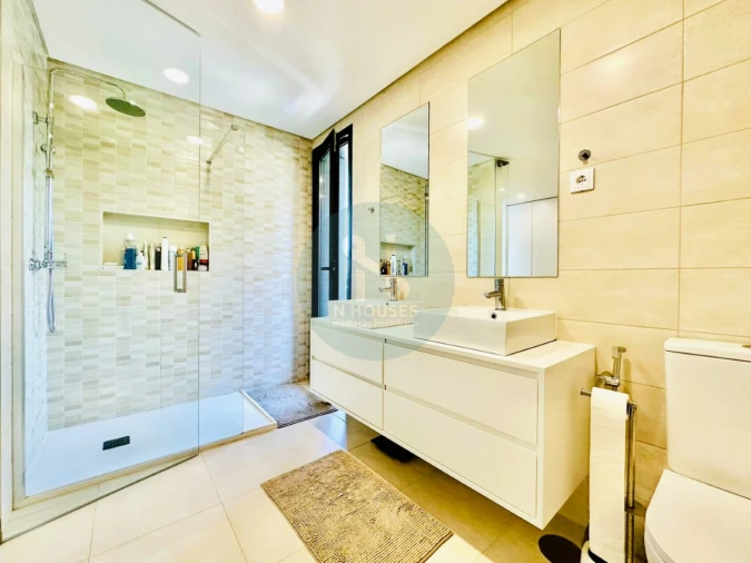 Moradia T3 para Venda em Palmeira Foto 16