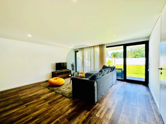 Moradia T3 para Venda em Palmeira Foto 23