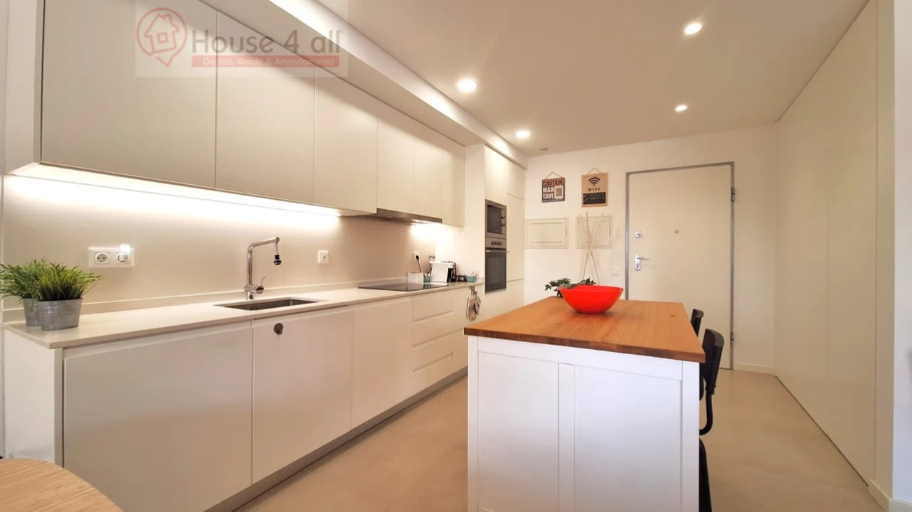 Apartamento T2 para Venda em Atouguia da Baleia Foto 5