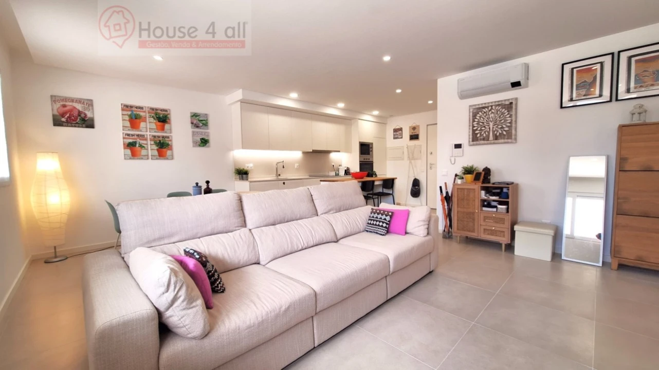 Apartamento T2 para Venda em Atouguia da Baleia Foto 6