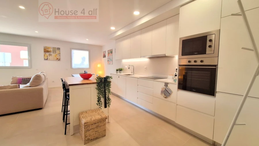 Apartamento T2 para Venda em Atouguia da Baleia Foto 3