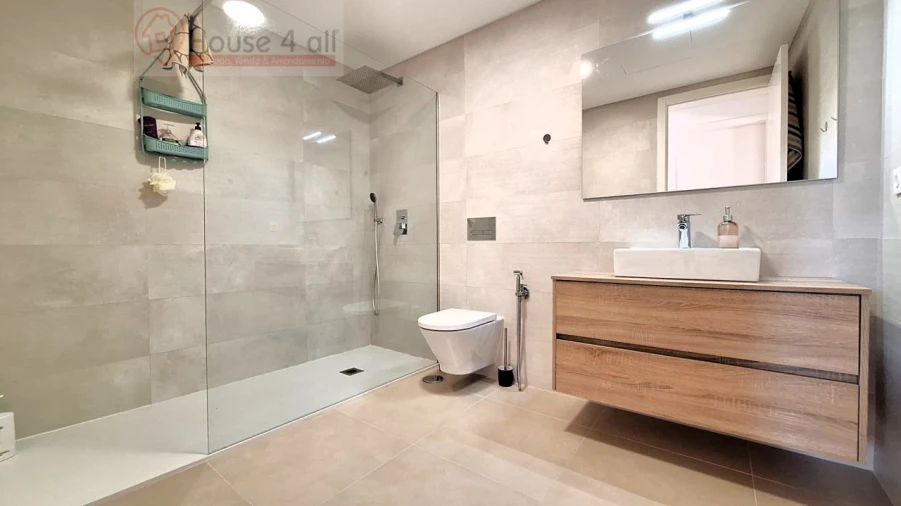 Apartamento T2 para Venda em Atouguia da Baleia Foto 13