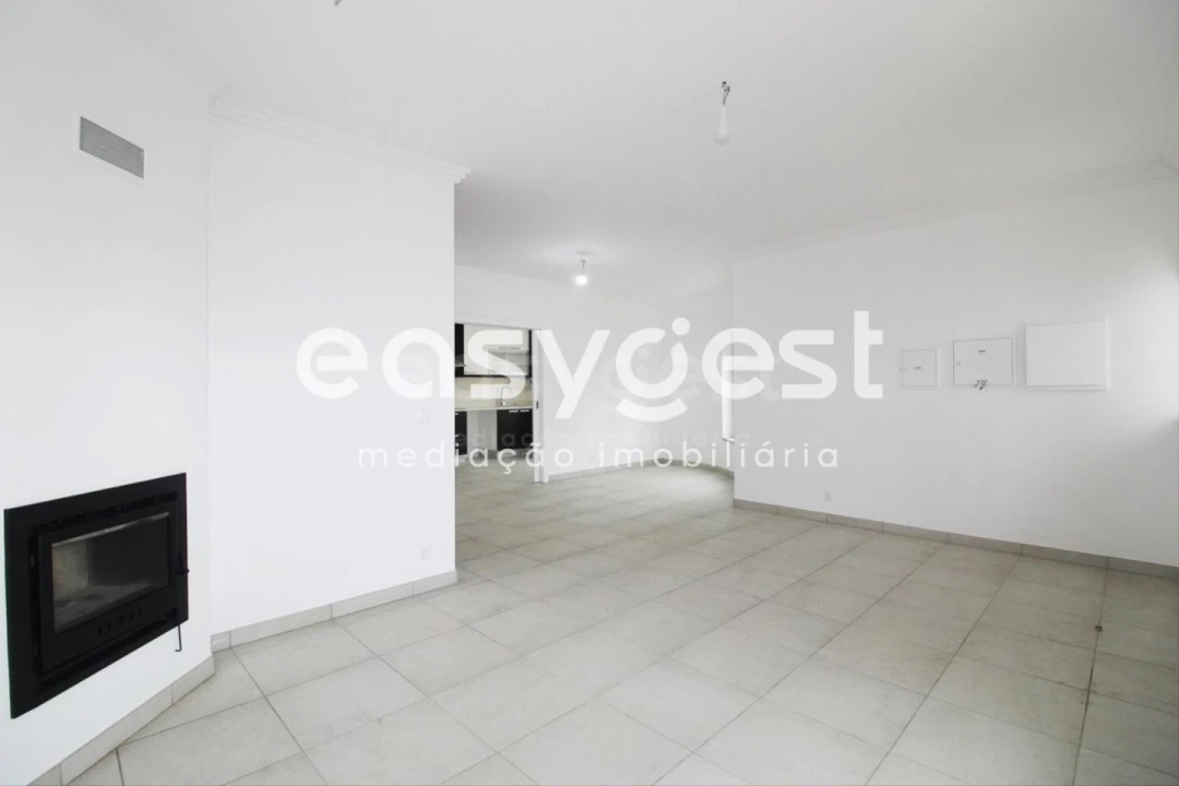 Moradia T4 para Venda em Ericeira Foto 8