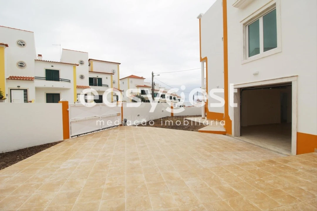 Moradia T4 para Venda em Ericeira Foto 25