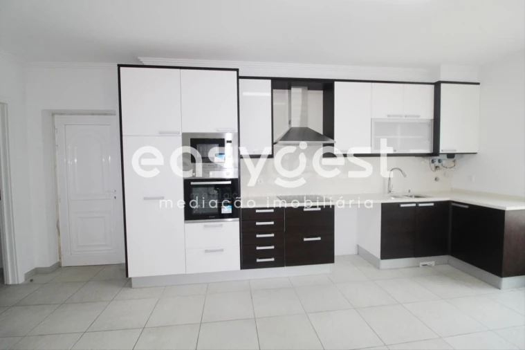 Moradia T4 para Venda em Ericeira Foto 7