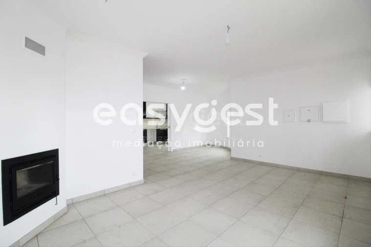 Moradia T4 para Venda em Ericeira Foto 8