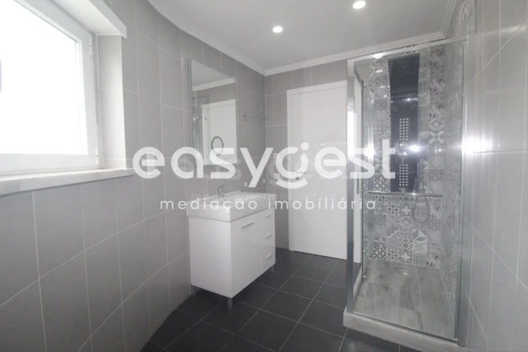 Moradia T4 para Venda em Ericeira Foto 10