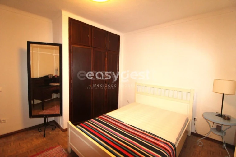 Moradia T4 para Venda em São João das Lampas e Terrugem Foto 34