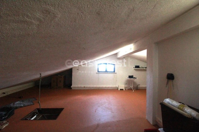 Moradia T4 para Venda em São João das Lampas e Terrugem Foto 46