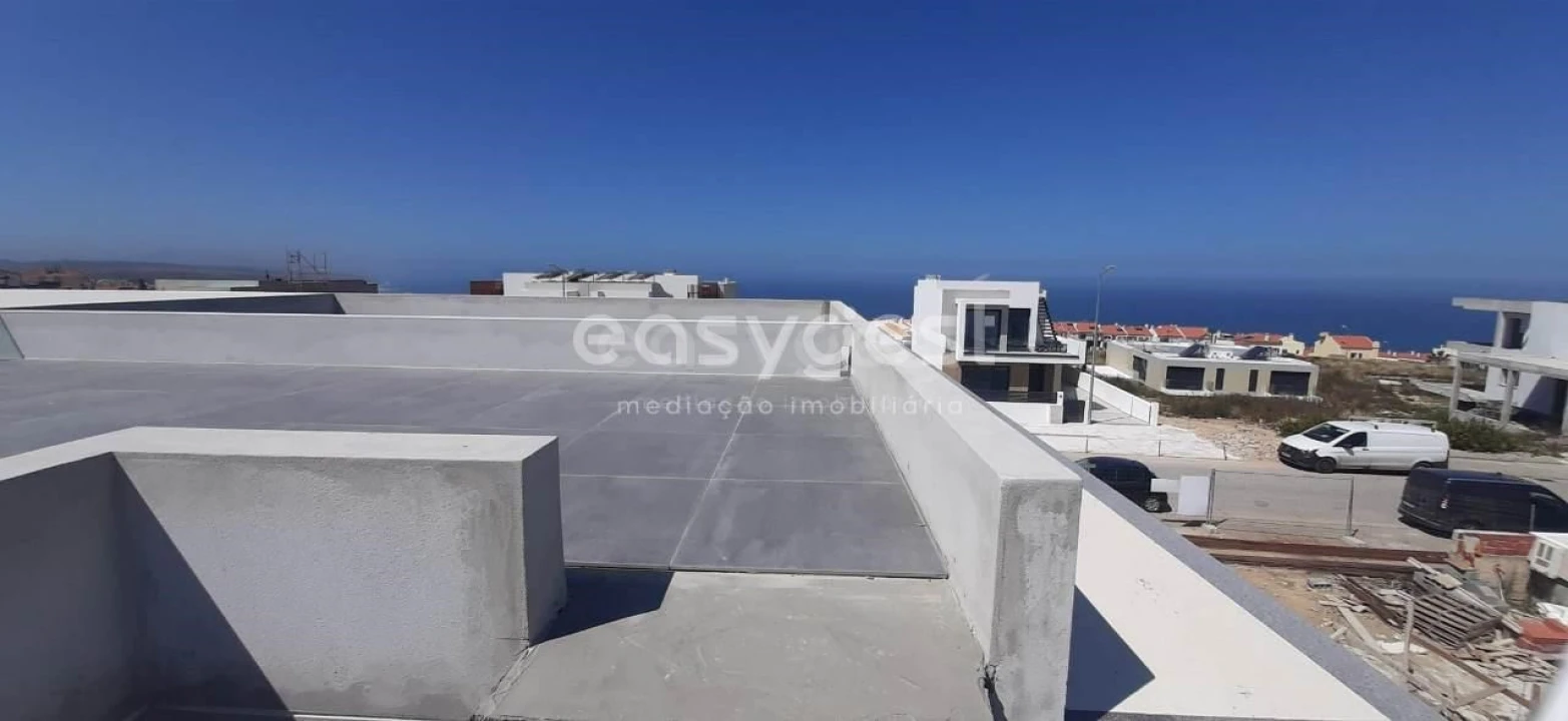 Moradia T4 para Venda em Ericeira Foto 4