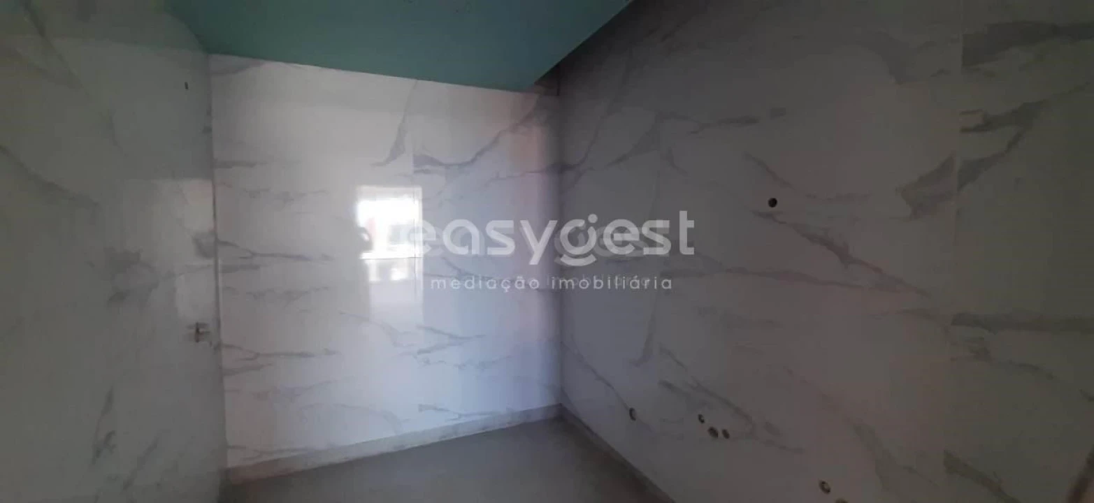 Moradia T4 para Venda em Ericeira Foto 11