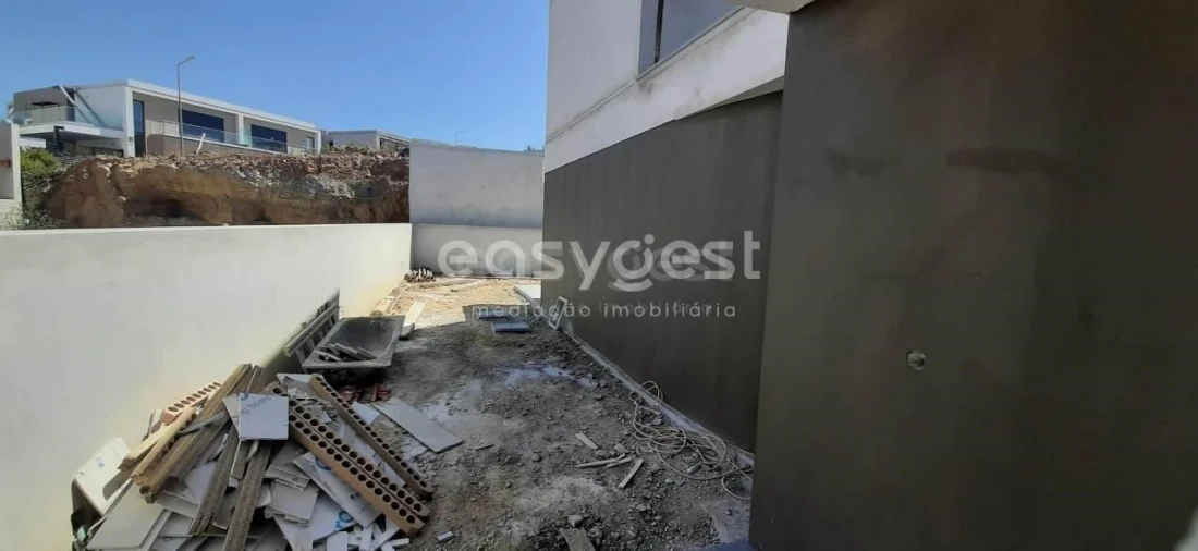 Moradia T4 para Venda em Ericeira Foto 19