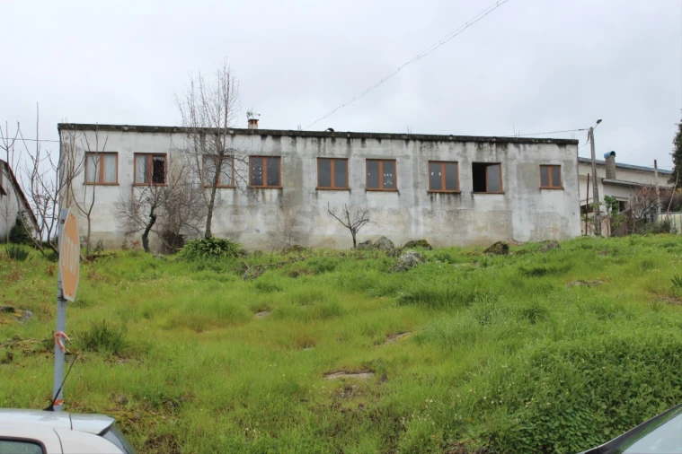 Armazém para Venda em Mangualde, Mesquitela e Cunha Alta Foto 3