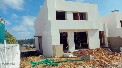Moradia T4 para Venda em Mafra
