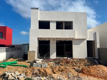 Moradia T4 para Venda em Mafra