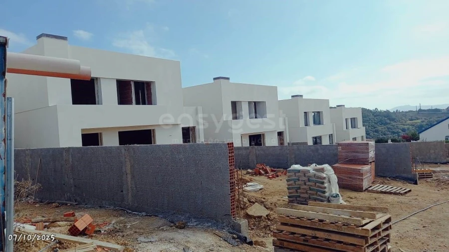 Moradia T4 para Venda em Mafra Foto 3