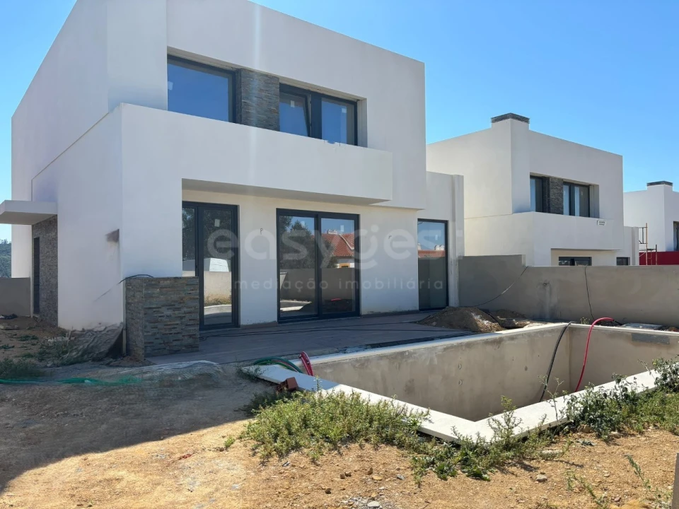Moradia T4 para Venda em Mafra Foto 1