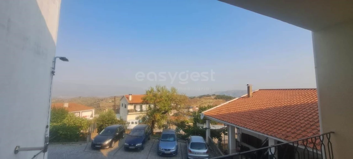 Moradia T6 para Venda em Torre de Moncorvo Foto 9