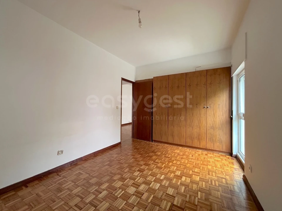 Apartamento T3 para Venda em Carnide Foto 10